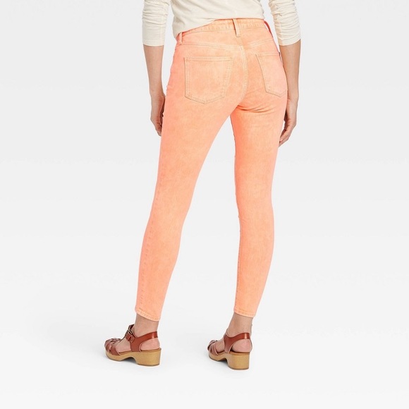 NWT Universal Thread High Rise Curvy Skinny Jeans Orange - Picture 3 of 5